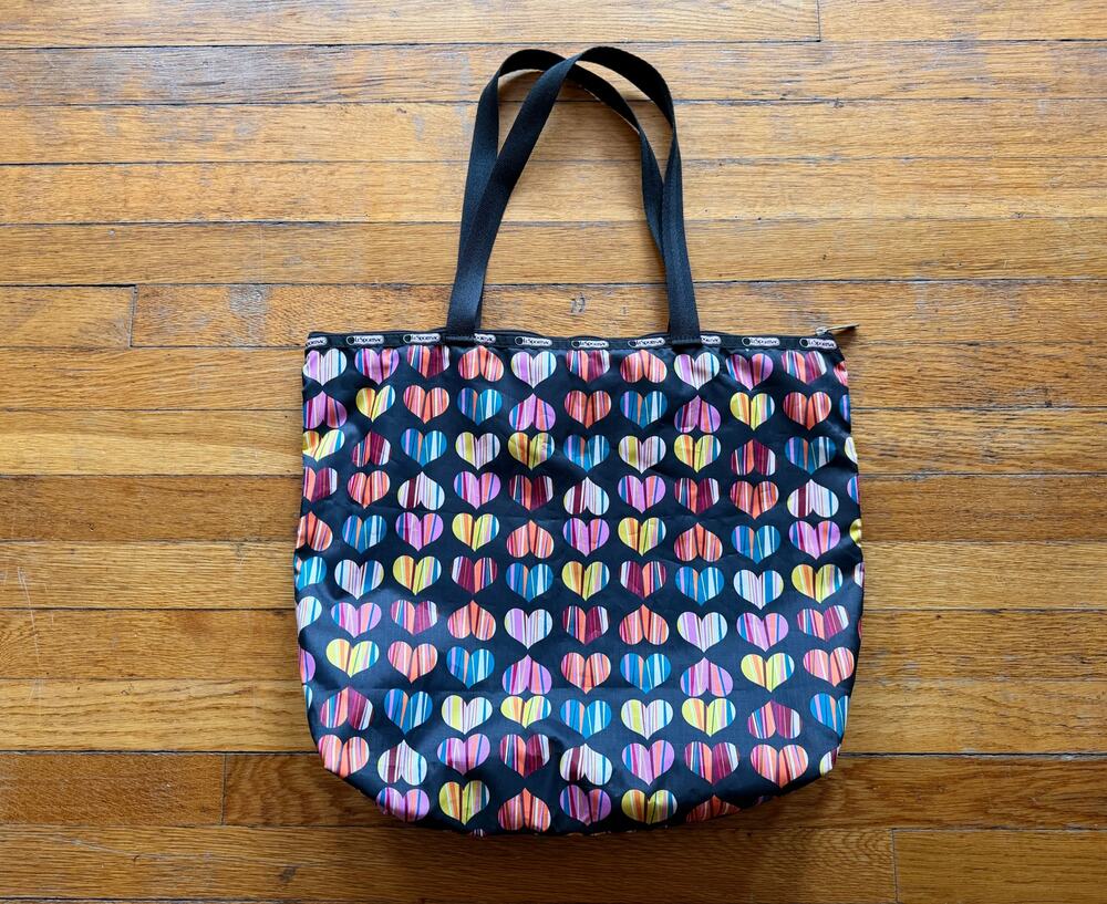 LESPORTSAC Black Nylon Tote Bag w/Colorful Hearts sz L